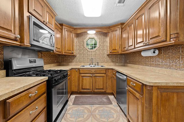 1401 Miles Blvd., Kilgore, TX 75662