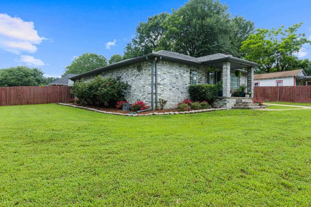 1401 Miles Blvd., Kilgore, TX 75662