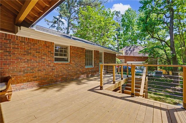 5637 Pinedale Circle, Buford, GA 30518