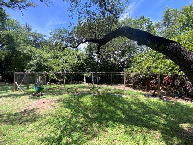 2702 Palomino DR, Austin, TX 78733