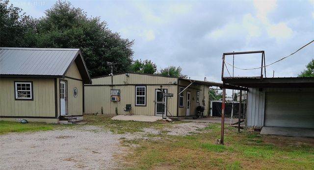 151 County Road 311, Rockdale, TX 76567