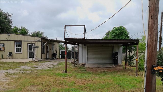 151 County Road 311, Rockdale, TX 76567