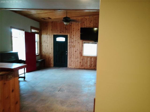 151 County Road 311, Rockdale, TX 76567