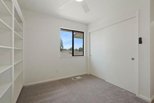 19036 N Augusta St, Woodbridge, CA 95258