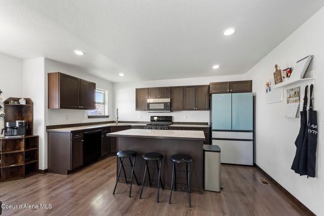 8848 N Mountainshire RD, Post Falls, ID 83854