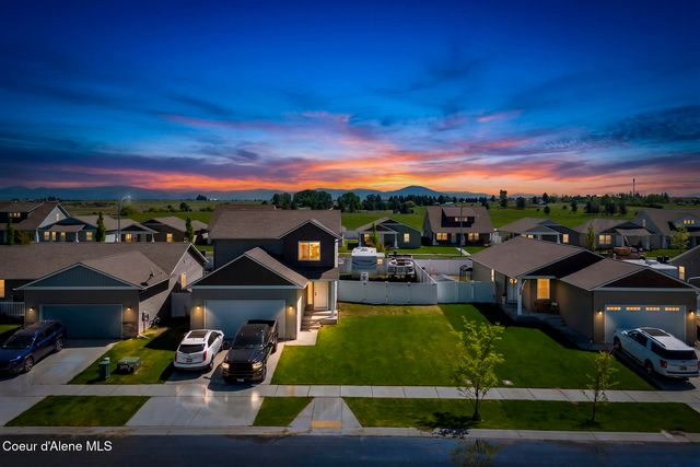8848 N Mountainshire RD, Post Falls, ID 83854
