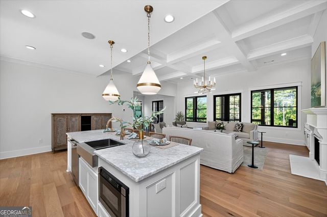 615 Forest Pointe Drive, Forsyth, GA 31029