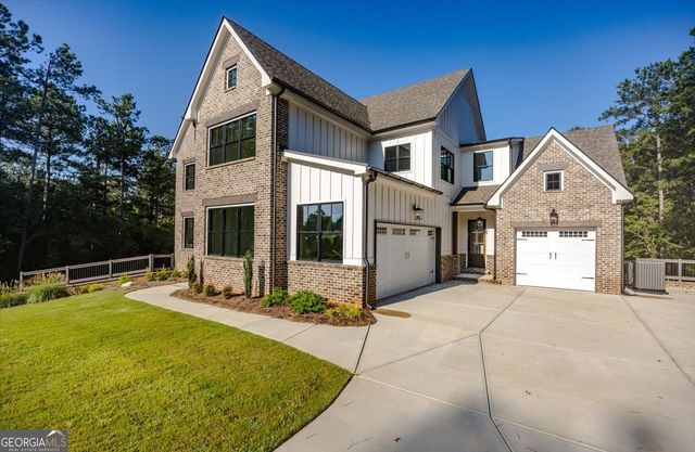 615 Forest Pointe Drive, Forsyth, GA 31029