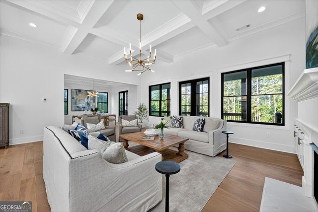 615 Forest Pointe Drive, Forsyth, GA 31029