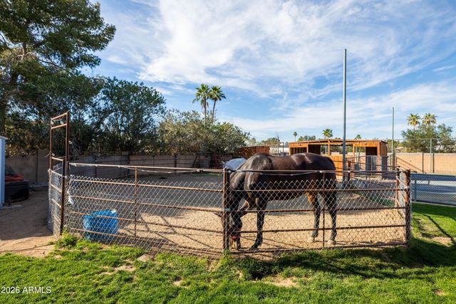 7014 E Sweetwater Avenue, Scottsdale, AZ 85254