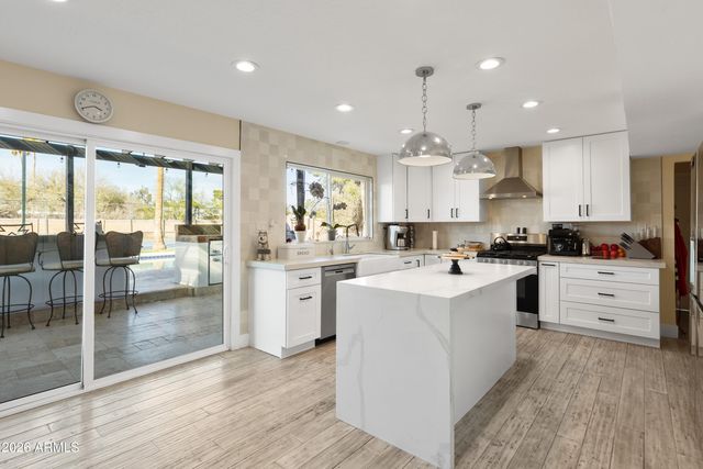 7014 E Sweetwater Avenue, Scottsdale, AZ 85254