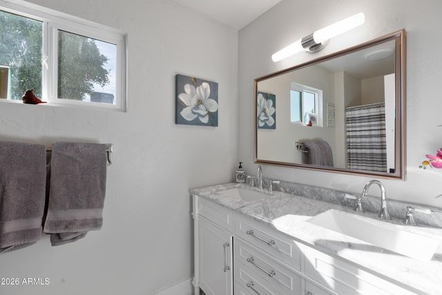 7014 E Sweetwater Avenue, Scottsdale, AZ 85254