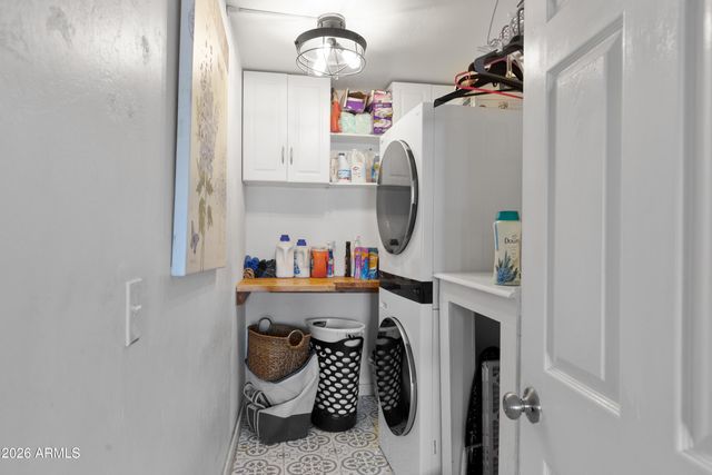 7014 E Sweetwater Avenue, Scottsdale, AZ 85254