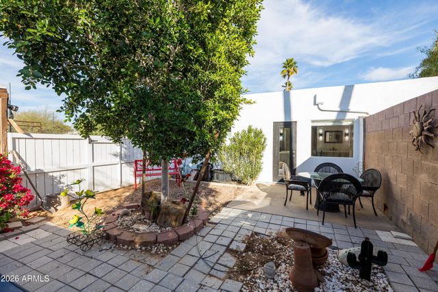 7014 E Sweetwater Avenue, Scottsdale, AZ 85254