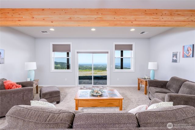413 Mount Place, Sequim, WA 98382