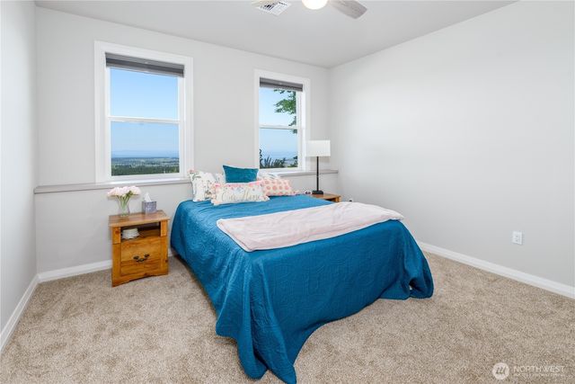 413 Mount Place, Sequim, WA 98382
