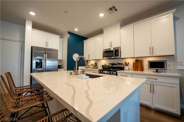 600 North Carriage Hill Drive 1061, Las Vegas, NV 89138