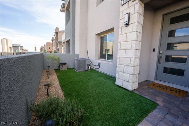 600 North Carriage Hill Drive 1061, Las Vegas, NV 89138