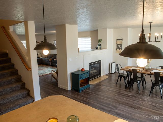 3491 N Maplestone Ave, Meridian, ID 83646