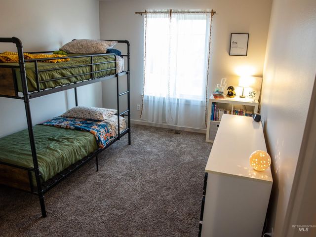 3491 N Maplestone Ave, Meridian, ID 83646