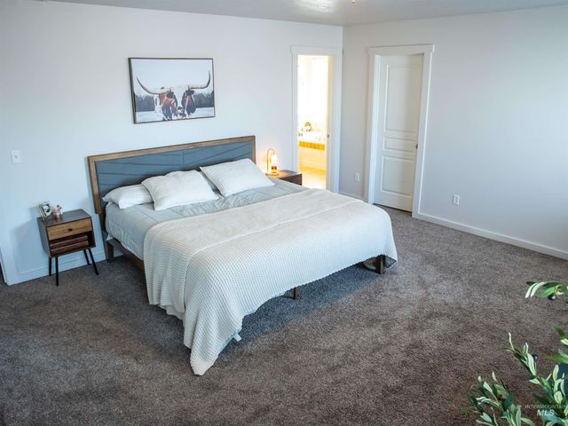 3491 N Maplestone Ave, Meridian, ID 83646