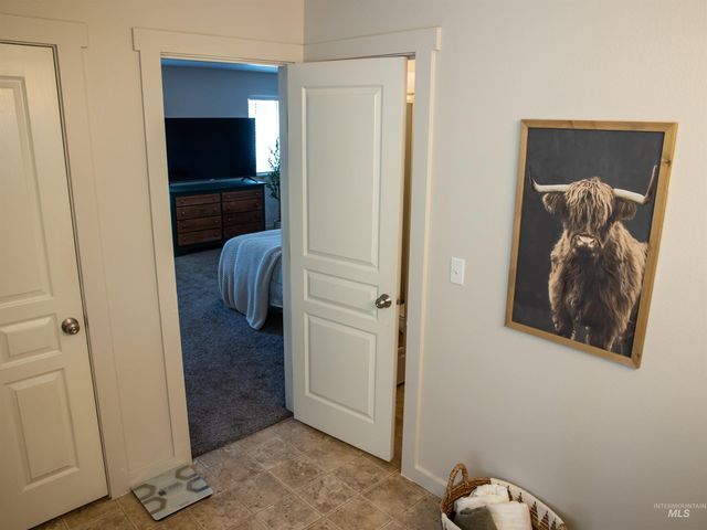 3491 N Maplestone Ave, Meridian, ID 83646