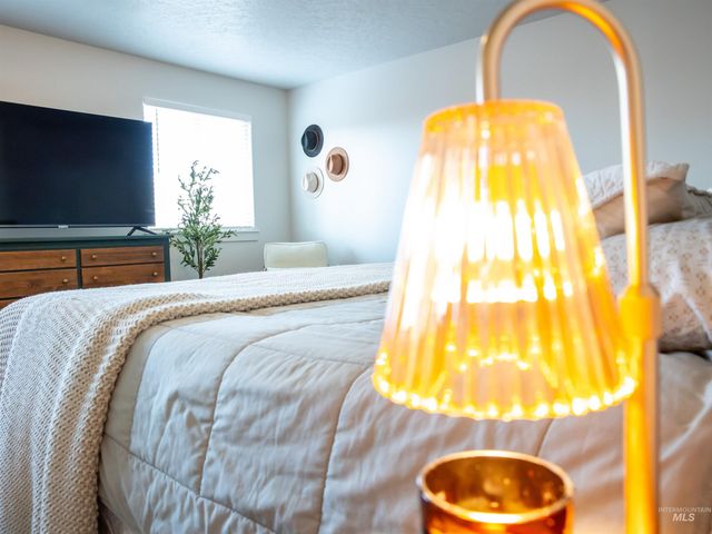 3491 N Maplestone Ave, Meridian, ID 83646