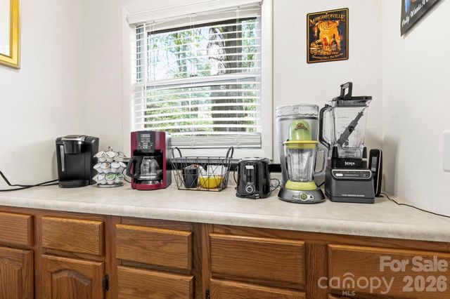 6 Gold Finch Lane, Maggie Valley, NC 28751