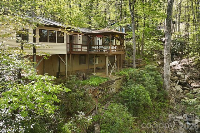 6 Gold Finch Lane, Maggie Valley, NC 28751