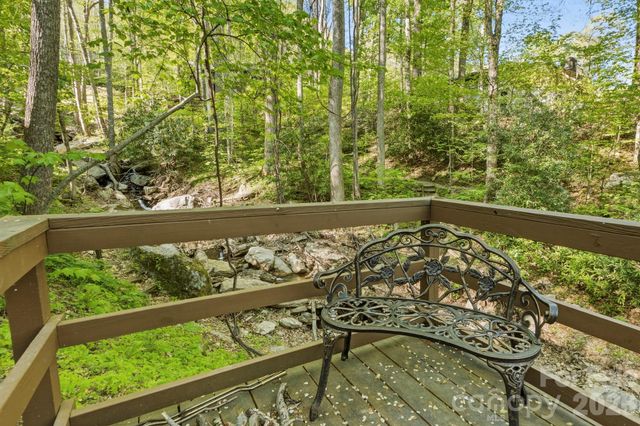6 Gold Finch Lane, Maggie Valley, NC 28751