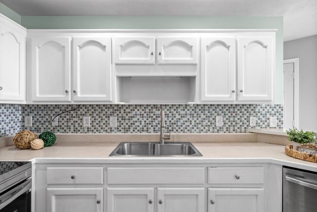 3659 Fieldstone Drive, Clarksville, TN 37040