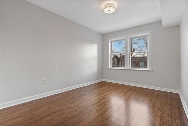 2338 N Avers Avenue 2, Chicago, IL 60647