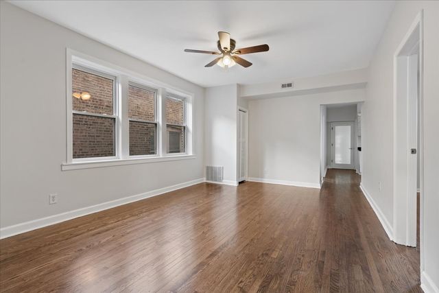 2338 N Avers Avenue 2, Chicago, IL 60647