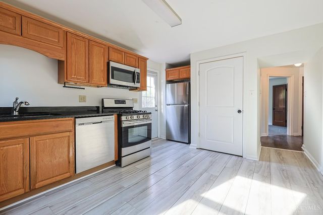 221 E Mechanic Street, Reading, OH 45215