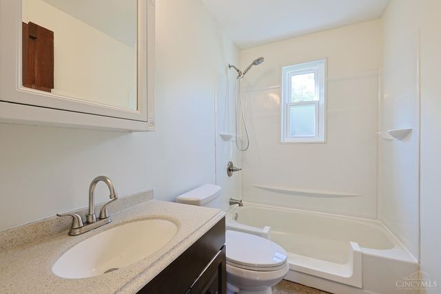 221 E Mechanic Street, Reading, OH 45215