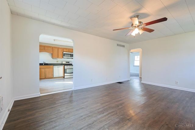 221 E Mechanic Street, Reading, OH 45215