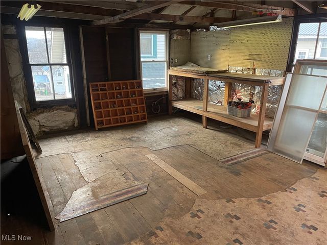 910 Fairview Avenue, Millersburg, OH 44654