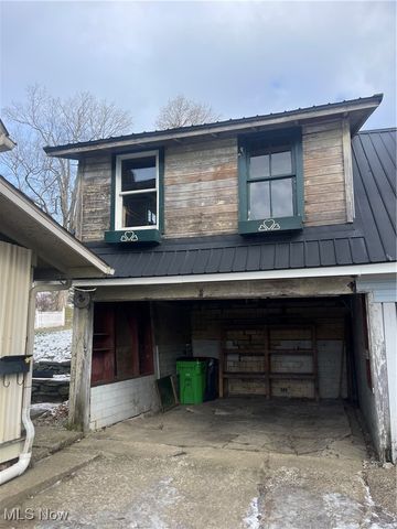 910 Fairview Avenue, Millersburg, OH 44654