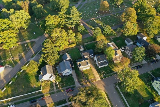 910 Fairview Avenue, Millersburg, OH 44654