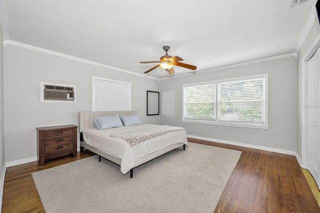 4994 17TH AVENUE N, St Petersburg, FL 33710