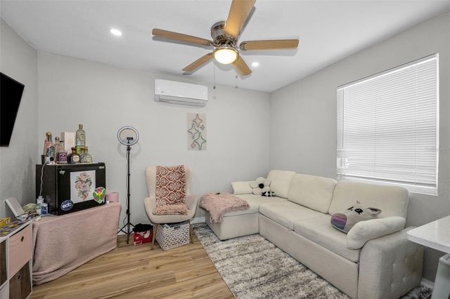 4994 17TH AVENUE N, St Petersburg, FL 33710