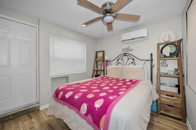 4994 17TH AVENUE N, St Petersburg, FL 33710