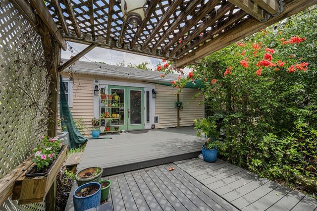 4994 17TH AVENUE N, St Petersburg, FL 33710