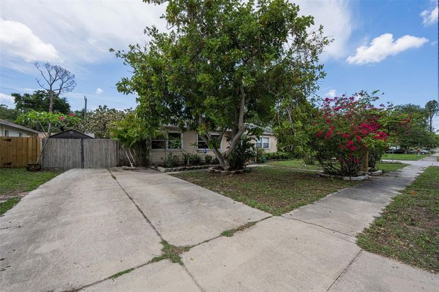 4994 17TH AVENUE N, St Petersburg, FL 33710
