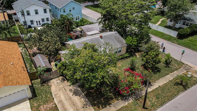 4994 17TH AVENUE N, St Petersburg, FL 33710