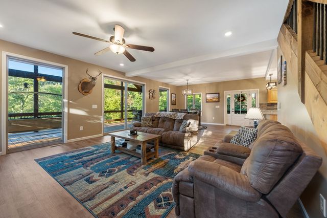 44 Lower Toccoa Hills, Blue Ridge, GA 30513
