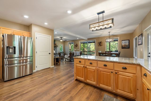 44 Lower Toccoa Hills, Blue Ridge, GA 30513