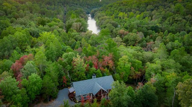 44 Lower Toccoa Hills, Blue Ridge, GA 30513