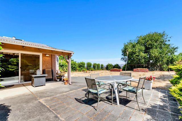 140 Bluebell Pl, Vallejo, CA 94591