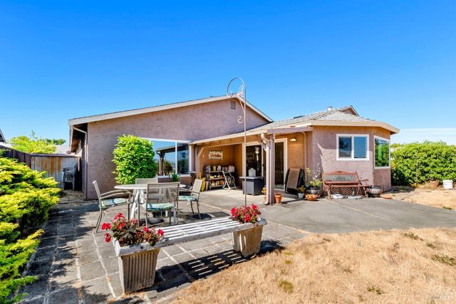 140 Bluebell Pl, Vallejo, CA 94591